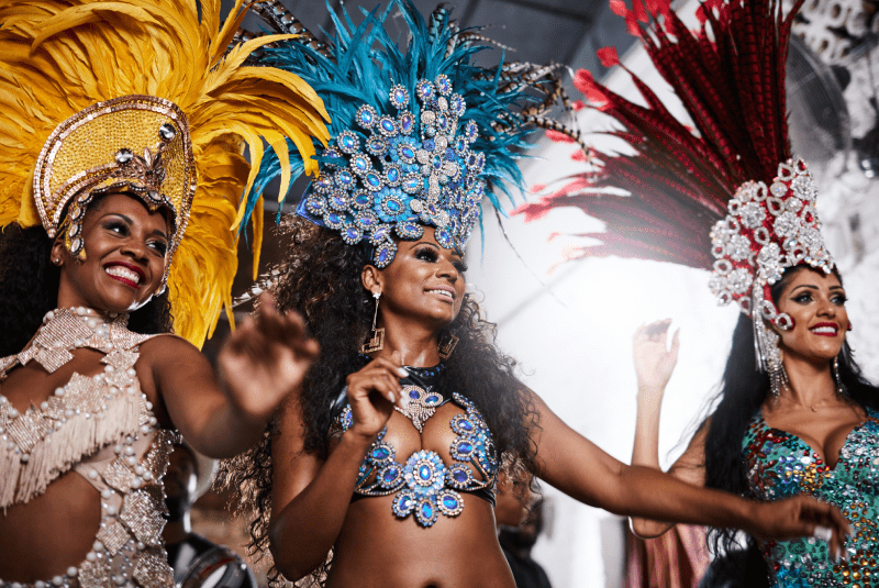 Pattaya: Alcazar Cabaret Show VIP Seat with Private Transfer