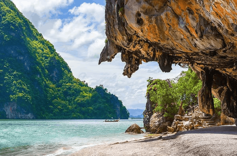 Phuket: Similan Islands Day Tour by Speedboat with Lunch
