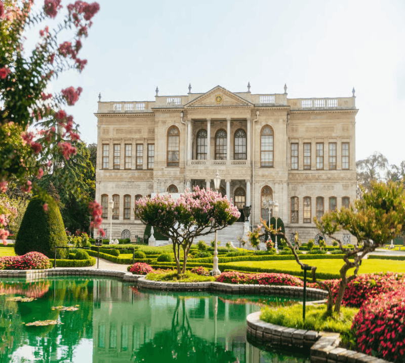 Dolmabahce Palace & Harem Skip-the-Line Entry & Audio Guide