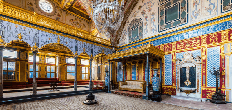 Istanbul: Topkapi Palace and Harem Ticket with Audio Guide