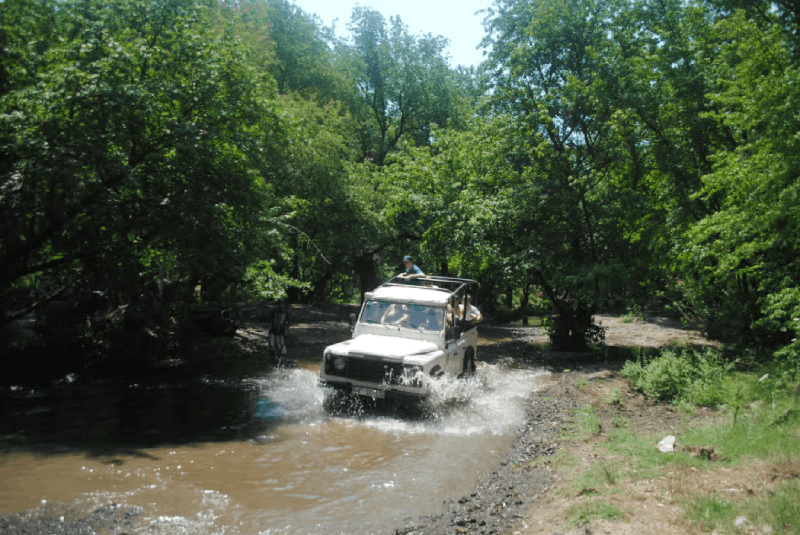 Kusadasi : Jeep Safari Tour