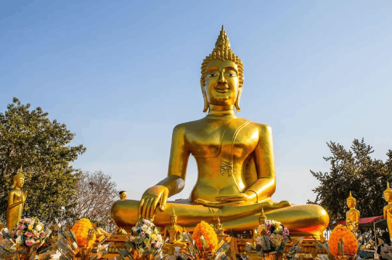 Pattaya: Big Buddha Temple and Night Market Tour
