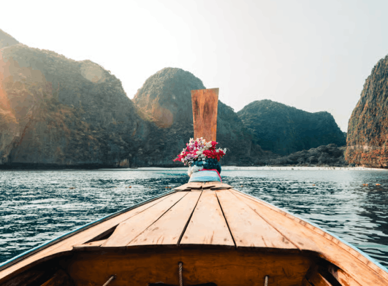 Phuket: Private Sunset Cruise by Luxury Longtail Boat