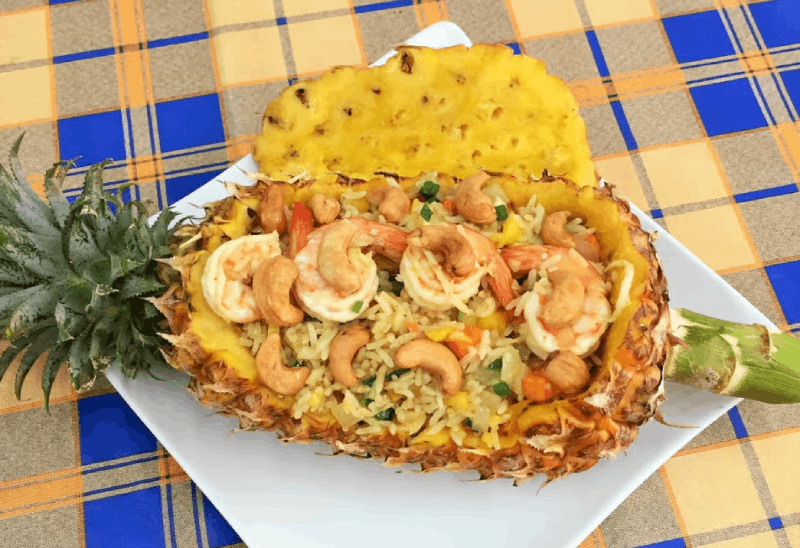 Phuket: Thai Cooking Class & Market Tour with Pickup