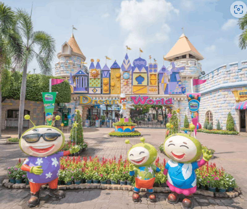 Bangkok: Dream World Unlimited Ride Ticket with Lunch